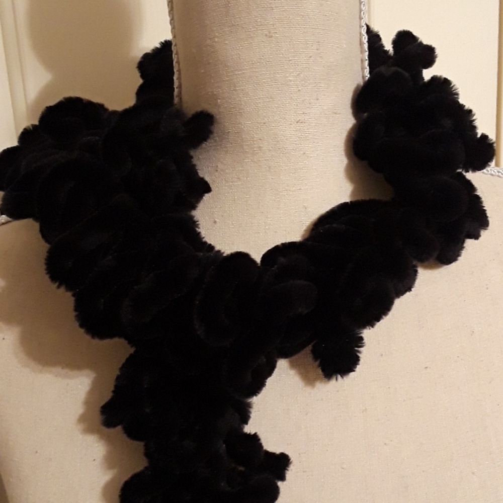 Winter Scarf - Picture 5 of 6